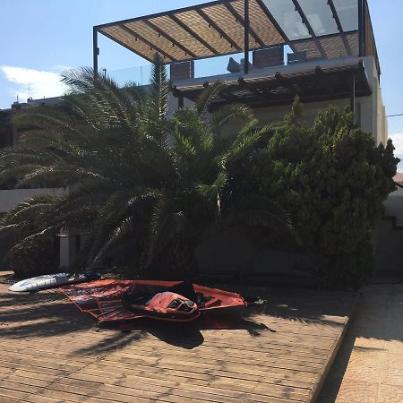 Windsurfing Seaside Apartment Artemida المظهر الخارجي الصورة