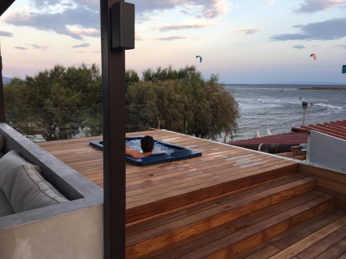 Windsurfing Seaside Apartment Artemida المظهر الخارجي الصورة
