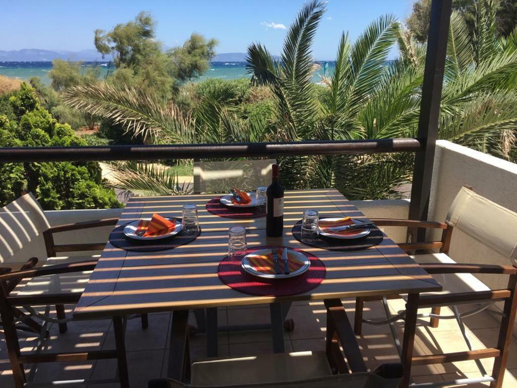 Windsurfing Seaside Apartment Artemida المظهر الخارجي الصورة